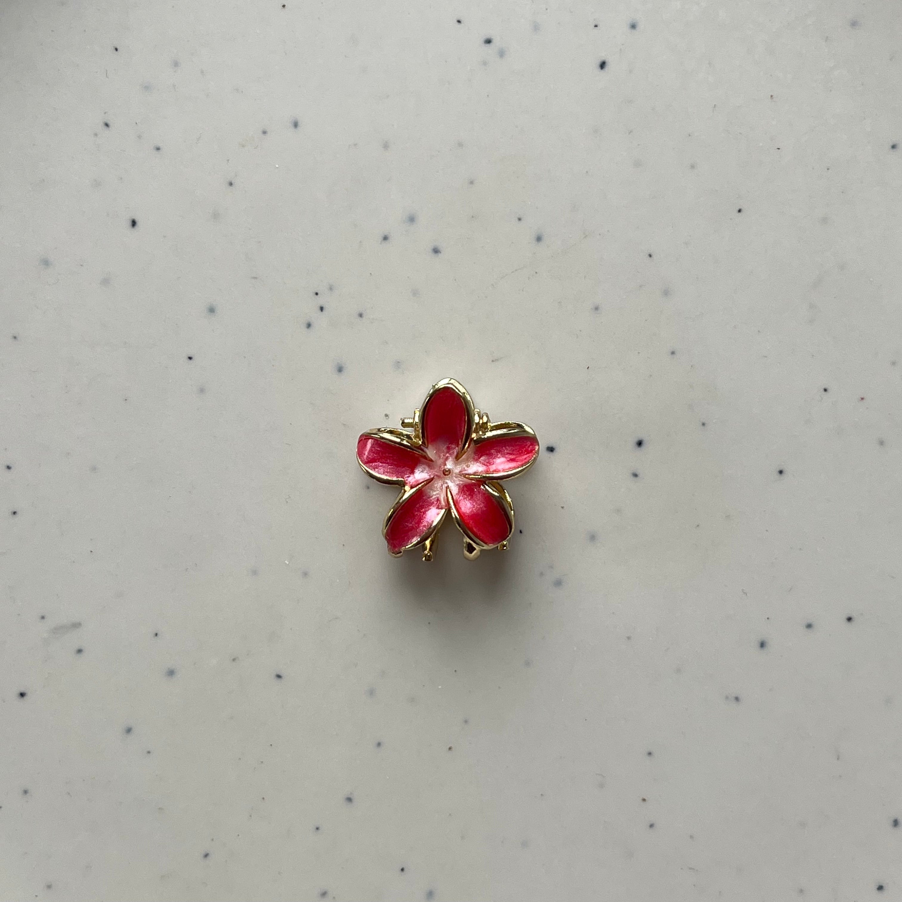 Enamel Bloom – Small Hair Claw